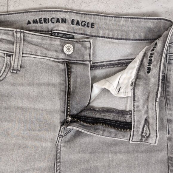 3/$20 American Eagle Next Level Stretch High Rise Jegging Distressed Skinny Jean - Picture 11 of 16